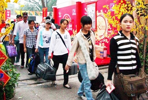 Tuyên truyền pháp luật về an toàn giao thông cho học sinh, sinh viên trong dịp Tết